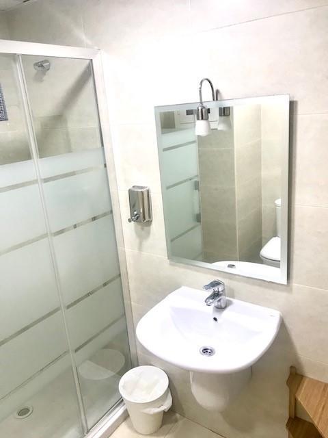 Hostal Бадалона Екстер'єр фото